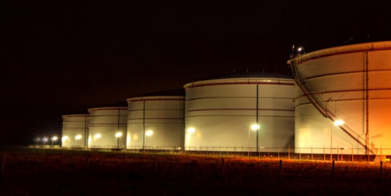 FOAMGLAS® Insulation Solutions for Hot Storage Tanks