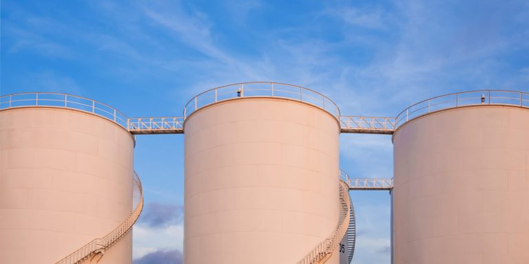 Tank Farms & Chemical Plants – Inline Liquid Identification Using a “Digital Fingerprint”